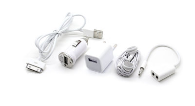 UITVERKOCHT  5-in-1 Charger Kit for iPhone 3GS / 4G / 4S